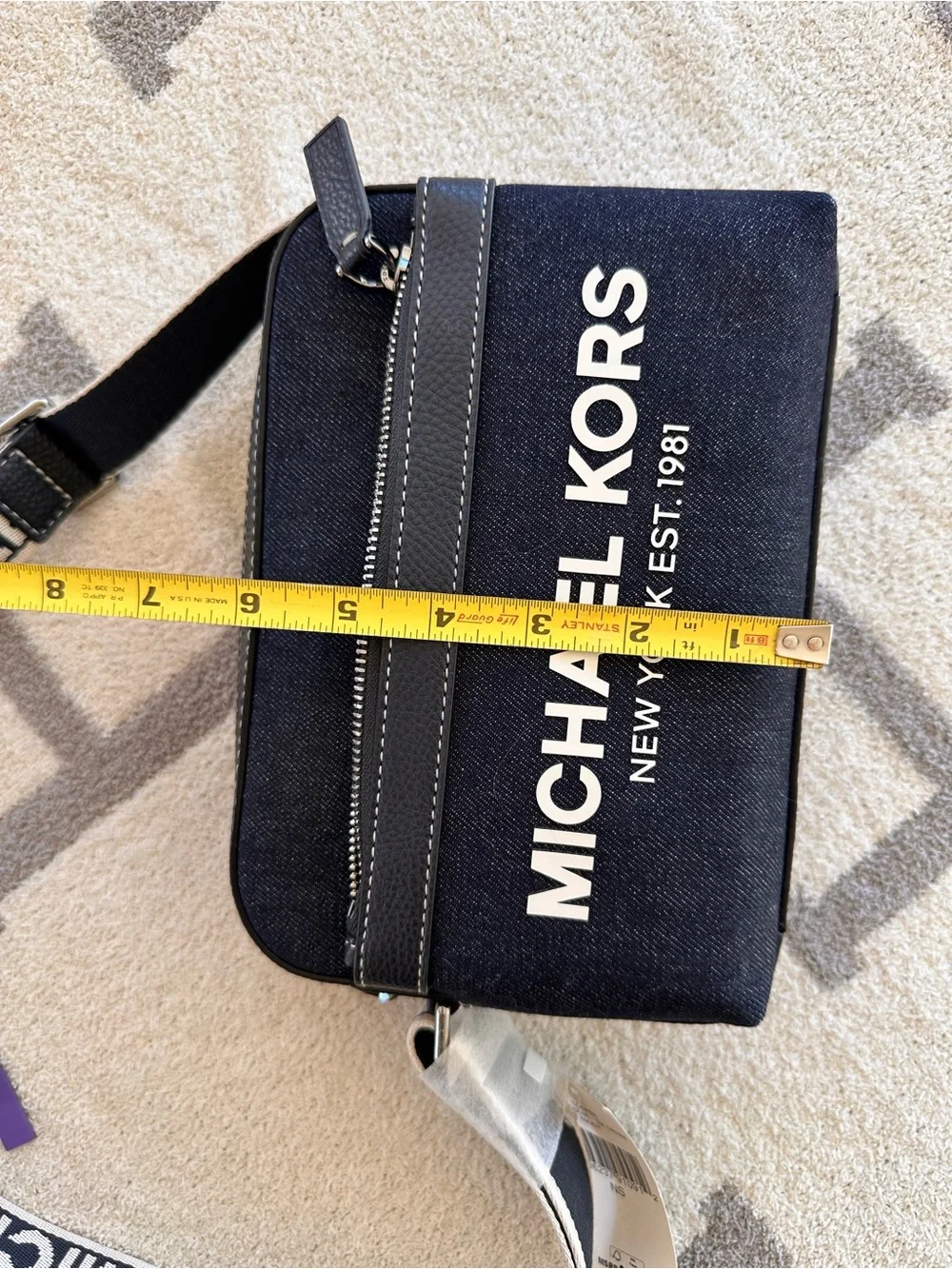 Michael Kors compact michael